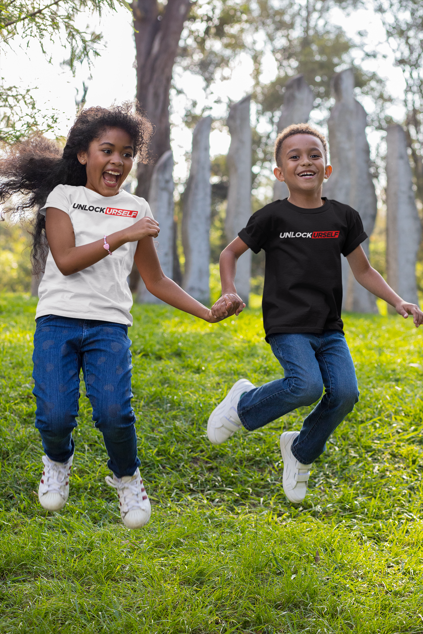 Toddler’s Unisex Short Sleeve T-Shirt (Boy/Girl)- Black/White